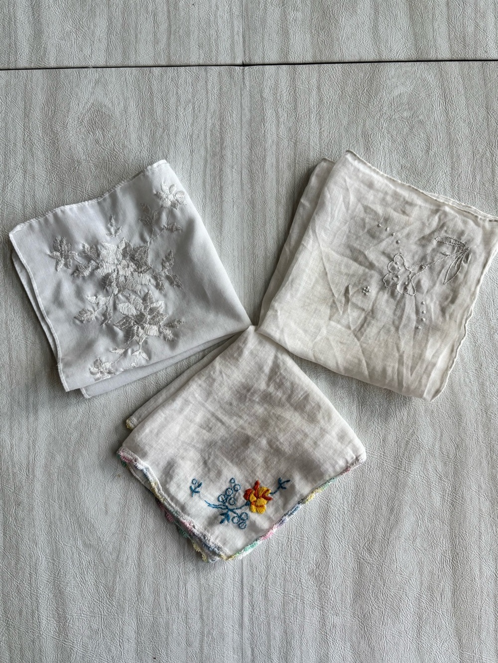Vintage Embroidered Handkerchief Lot of 7 Floral Lace White Linen Cotton - Picture 3 of 16